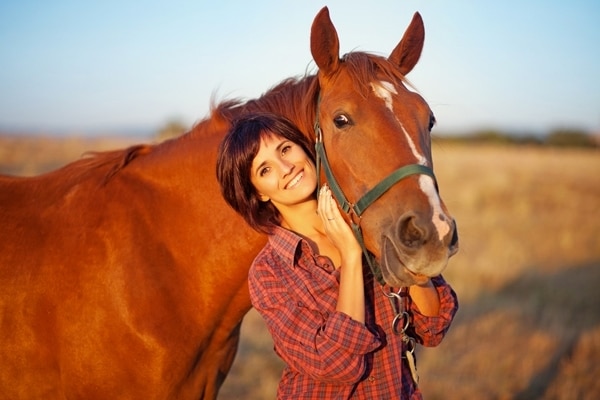 Treating Trauma with Somatic Equine Therapy - The Meadows